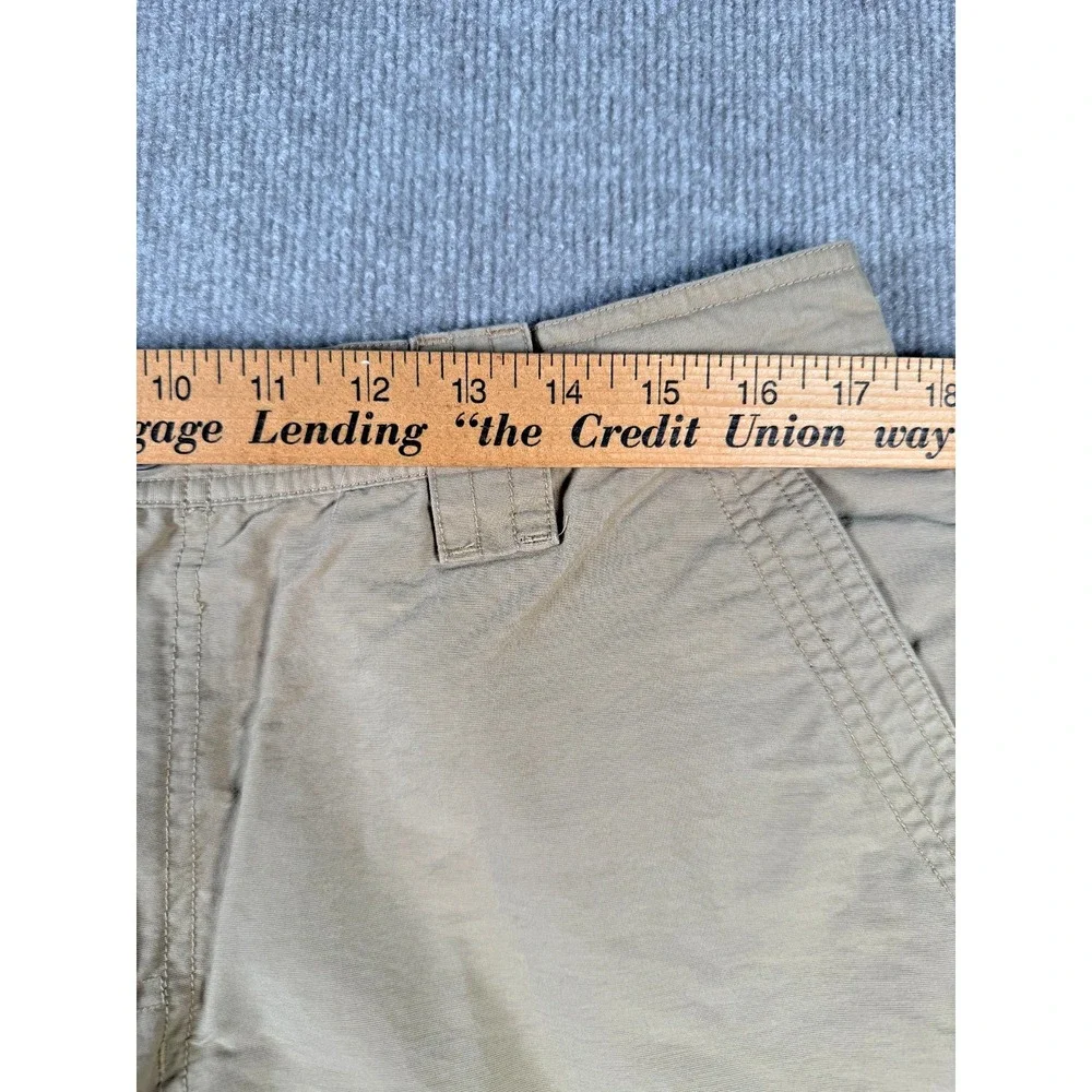 Columbia Cargo Shorts Mens 36x9.5  Relaxed Fit Cotton Beige Outdoor Beach Summer